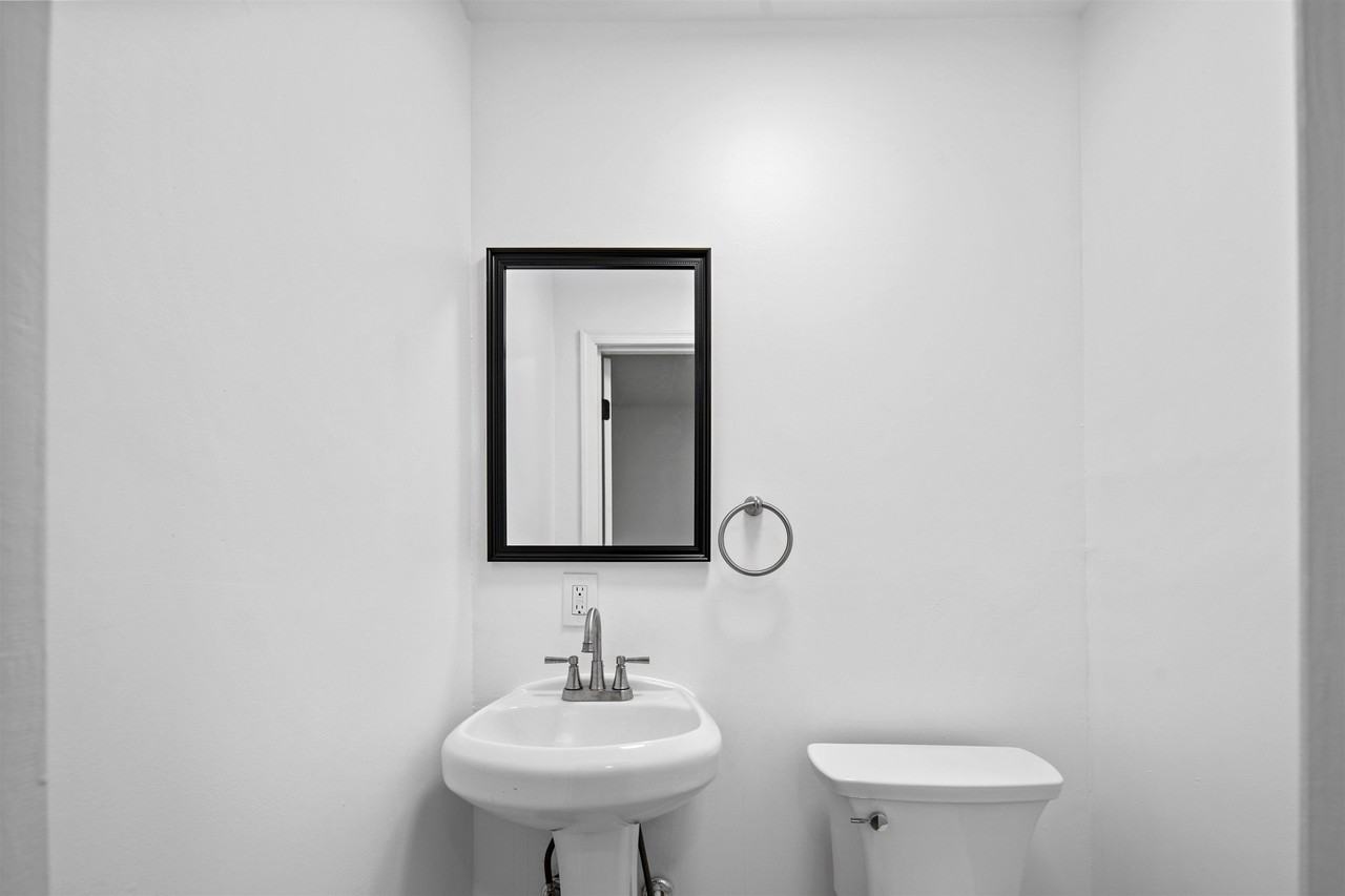 108 Stegman St - Photo 6 of 11