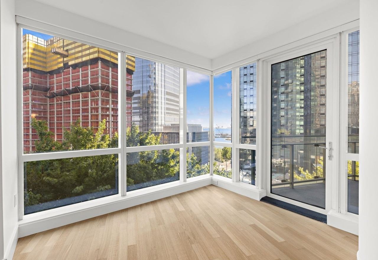 77 Hudson St #1409 - Photo 5 of 26
