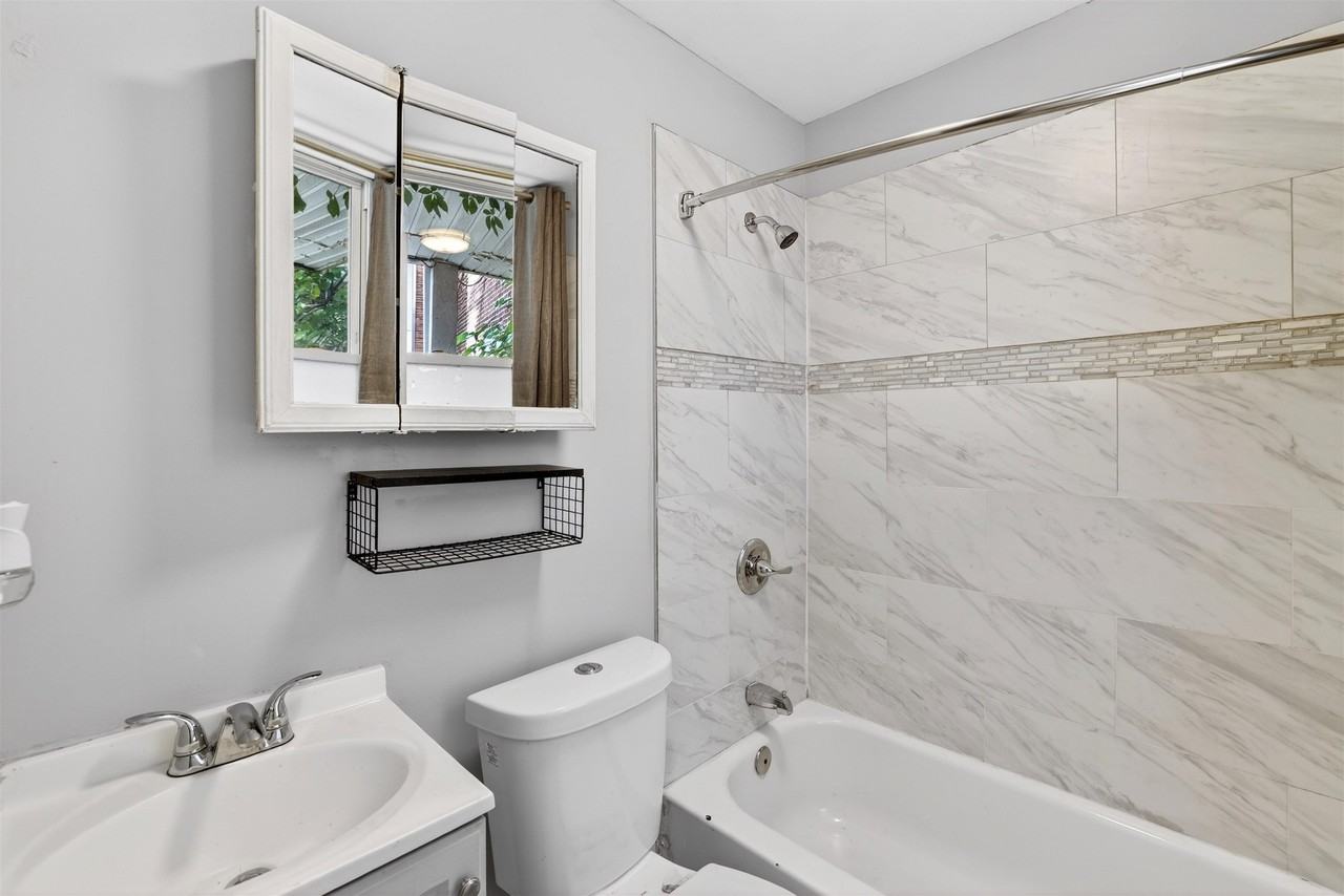 83 Williams Ave #3 - Photo 7 of 16