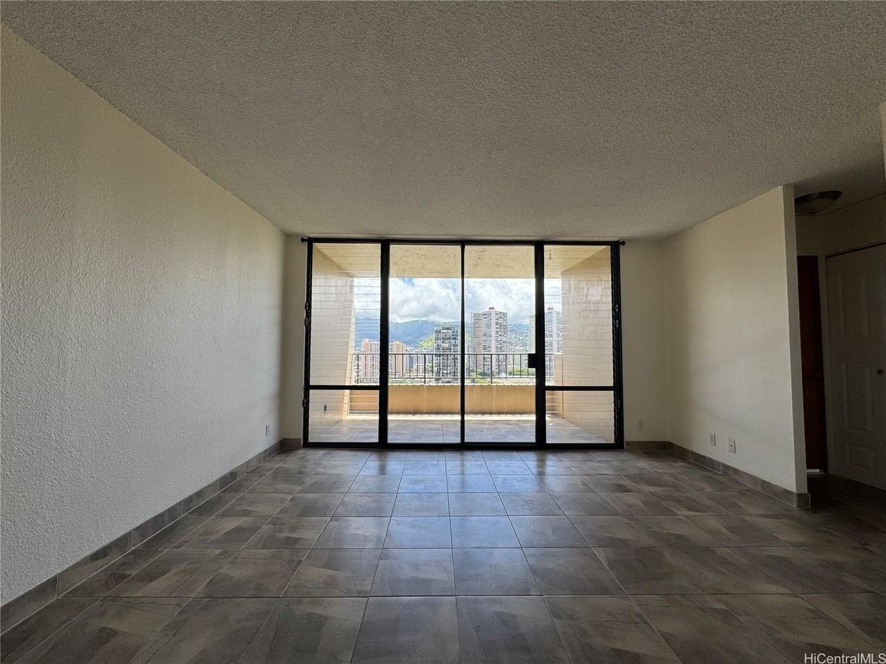 2121 Ala Wai Blvd #1905 - Photo 2 of 14