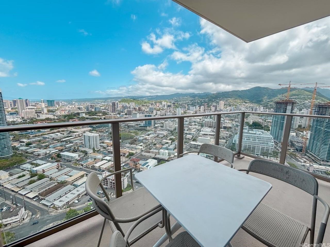 1388 Kapiolani Blvd #3910 - Photo 3 of 24