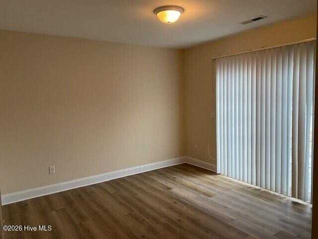 5006 Glen Cove Dr - Photo 6 of 21