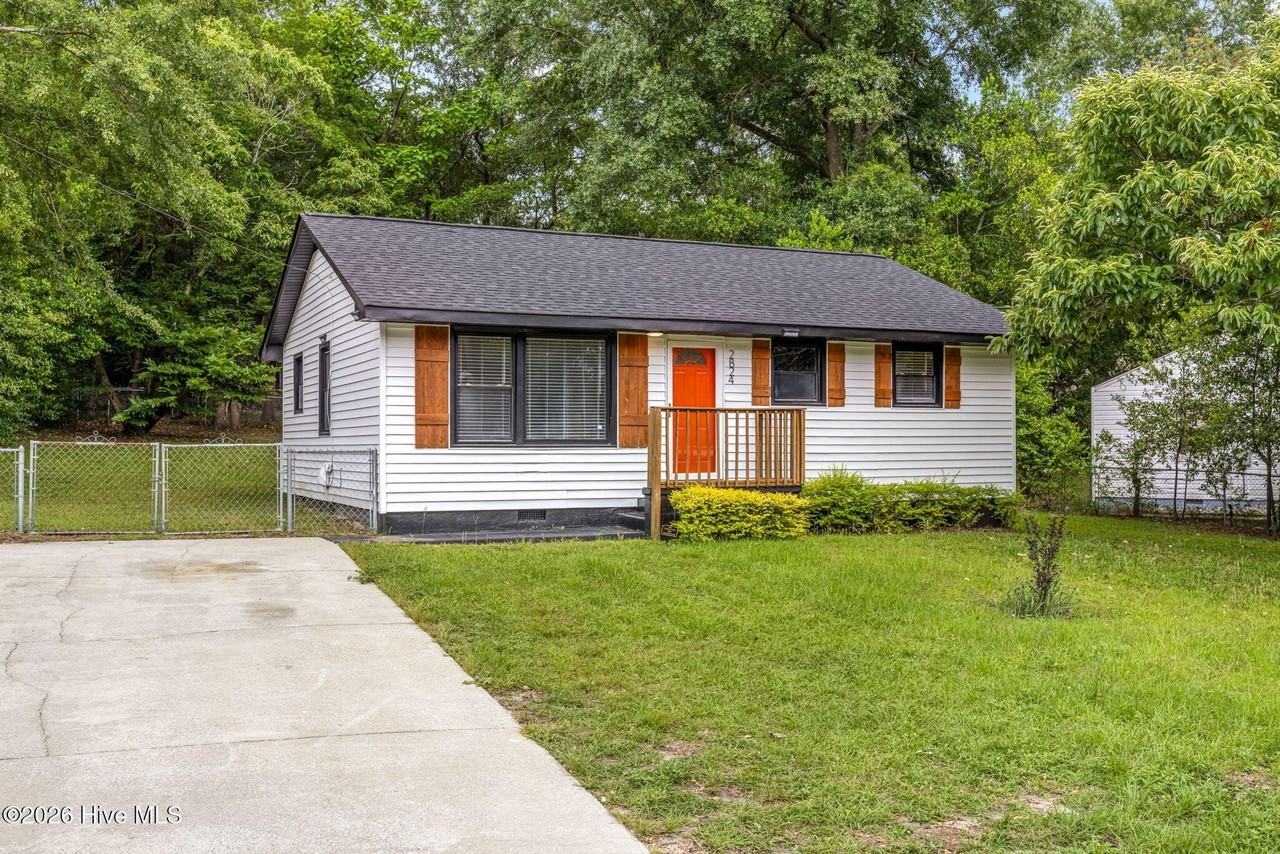 2824 Gordy Rd - Photo 2 of 27