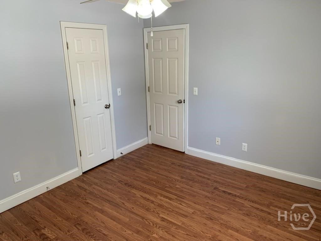 7308 Mayer Ave - Photo 3 of 17