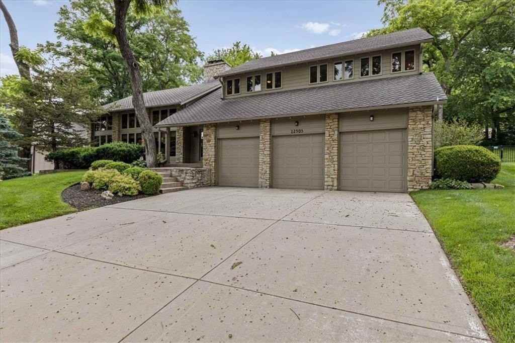 12503 Overbrook Rd - Photo 3 of 33