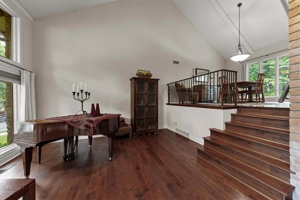 12503 Overbrook Rd - Photo 6 of 33