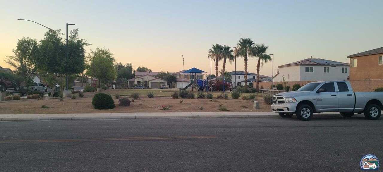 655 Las Dunas St - Photo 2 of 17