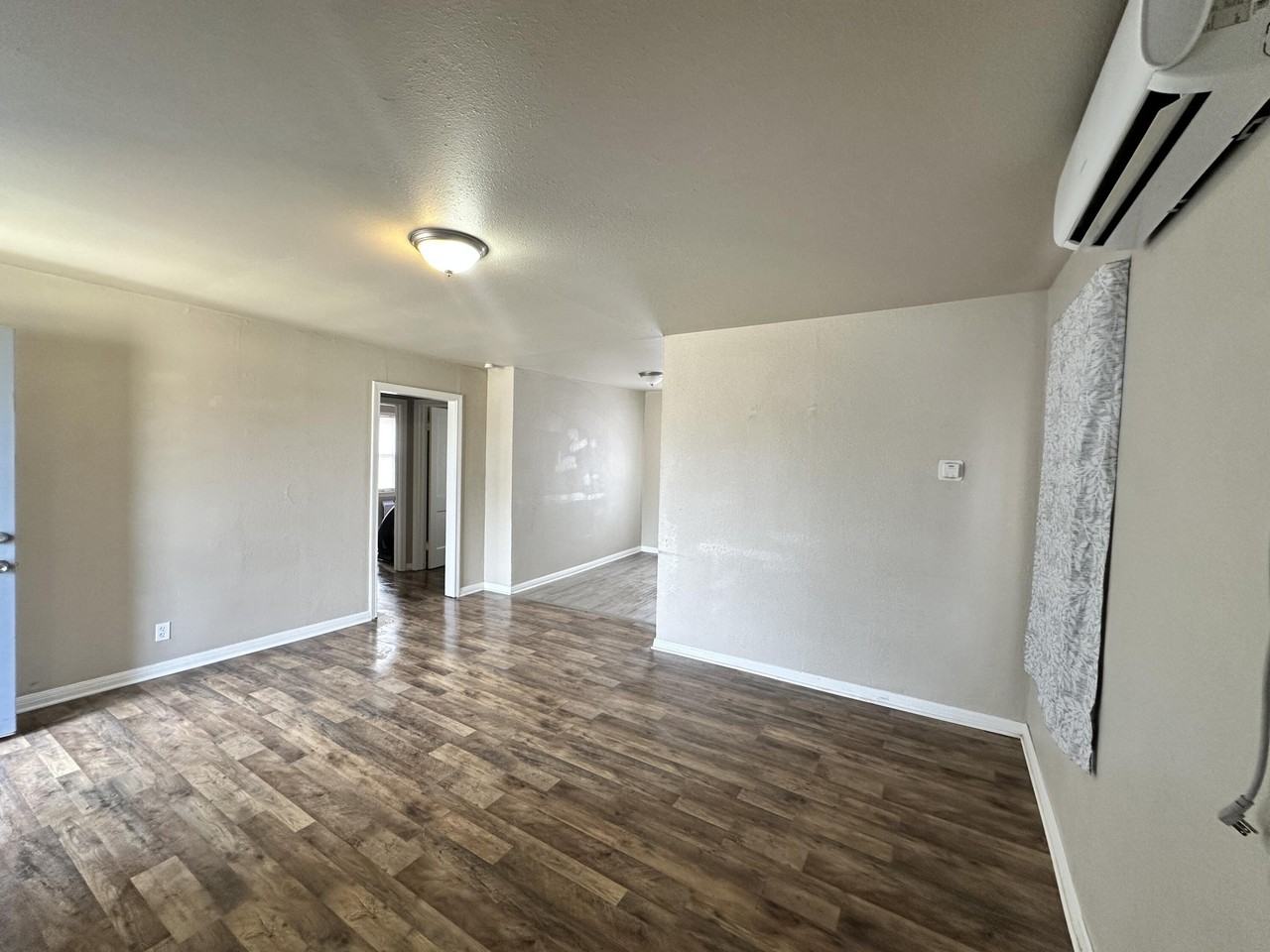 4210 S Harrison St - Photo 3 of 9