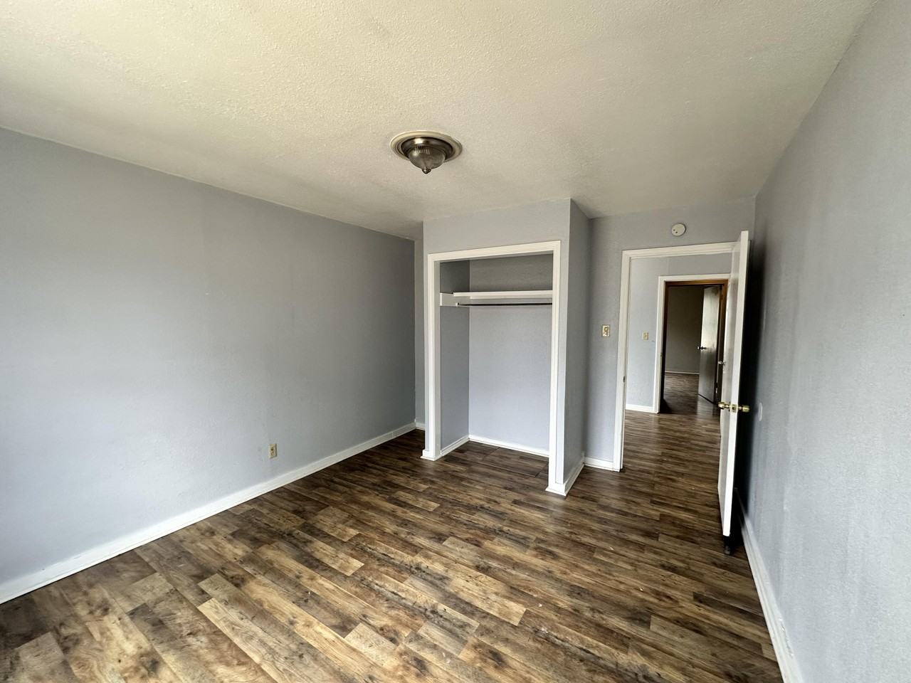 1903 S Highland St - Photo 5 of 9