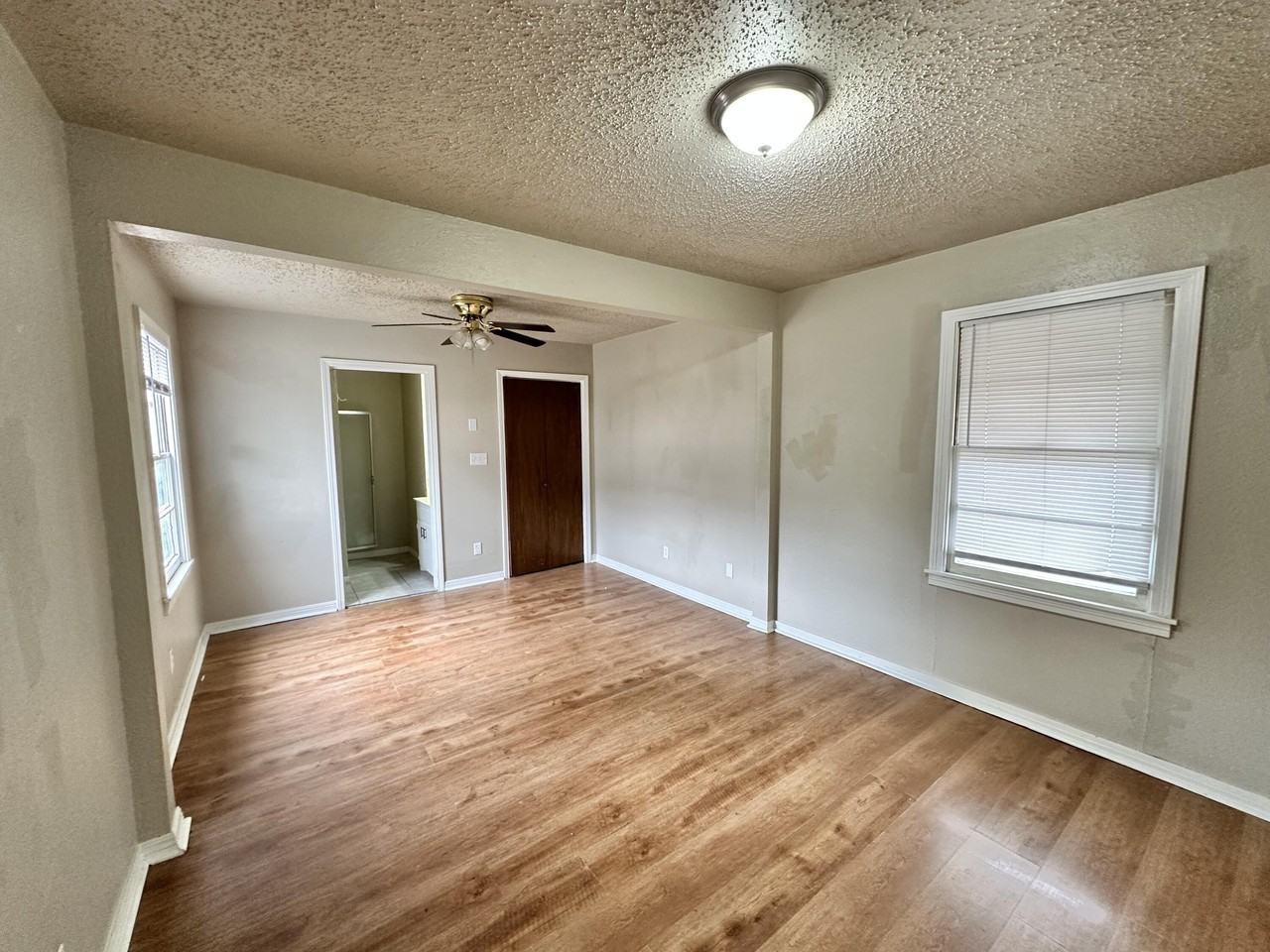 1908 Currie Ln - Photo 6 of 10