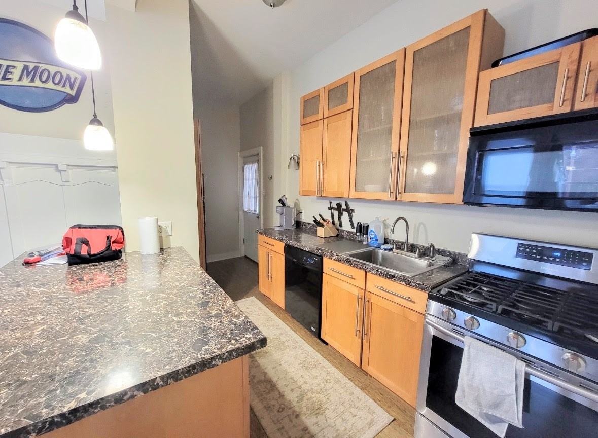 746 East End Avenue - Photo 3 of 9