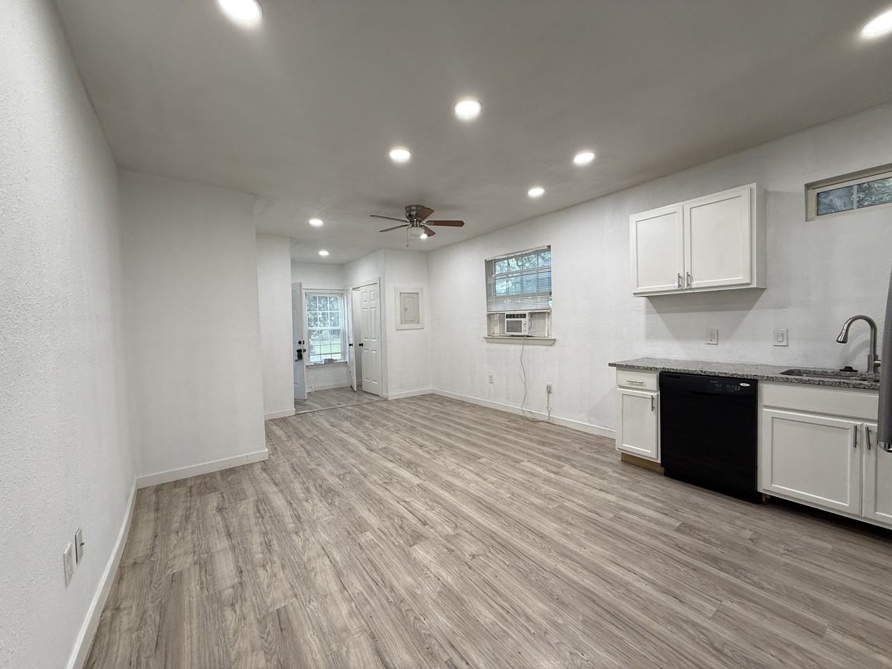 1723 Eugene St #2 - Photo 5 of 10