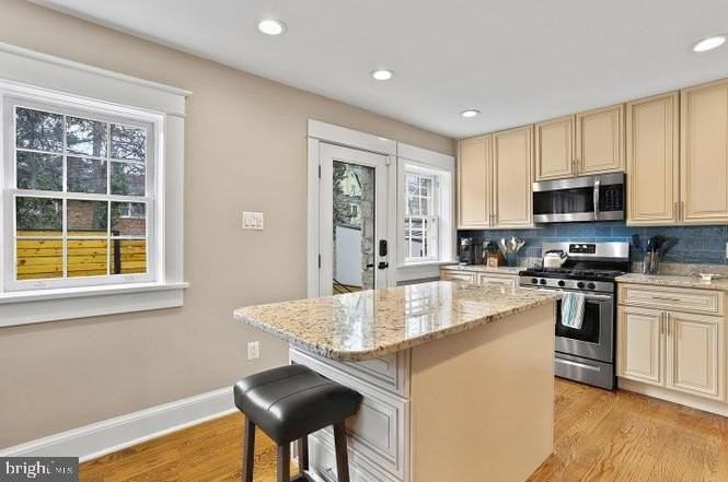 2347 S Arlington Ridge Rd - Photo 3 of 42