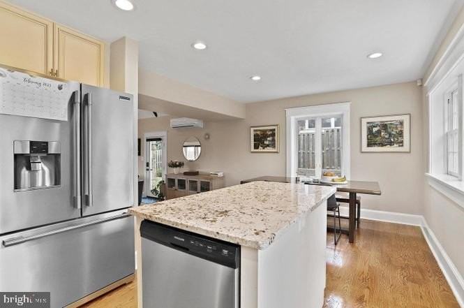 2347 S Arlington Ridge Rd - Photo 5 of 42