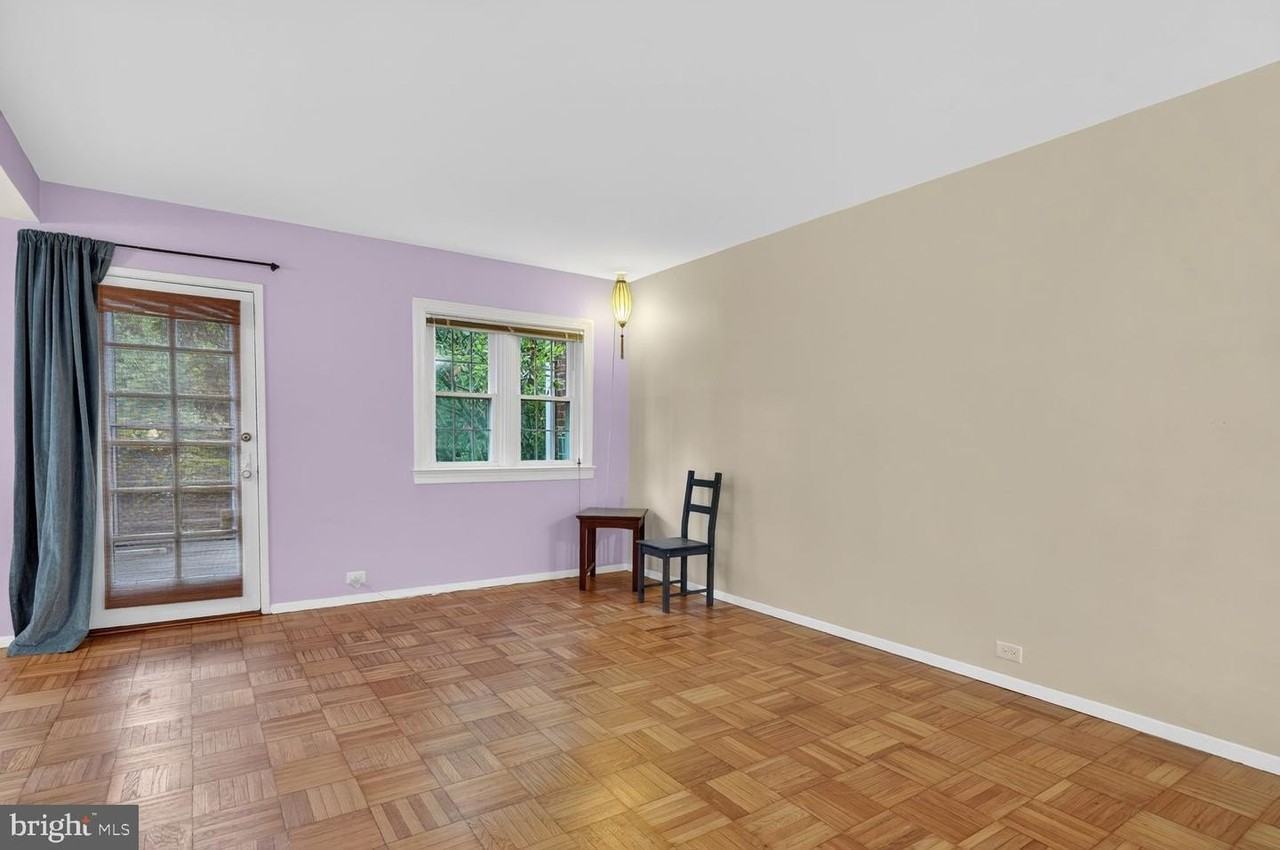 1536 Mount Eagle Pl - Photo 5 of 16