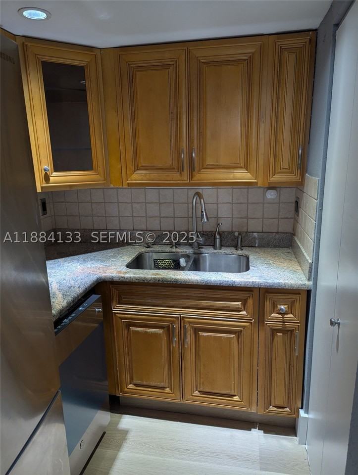 13700 Sw 62nd St #204 - Photo 7 of 34