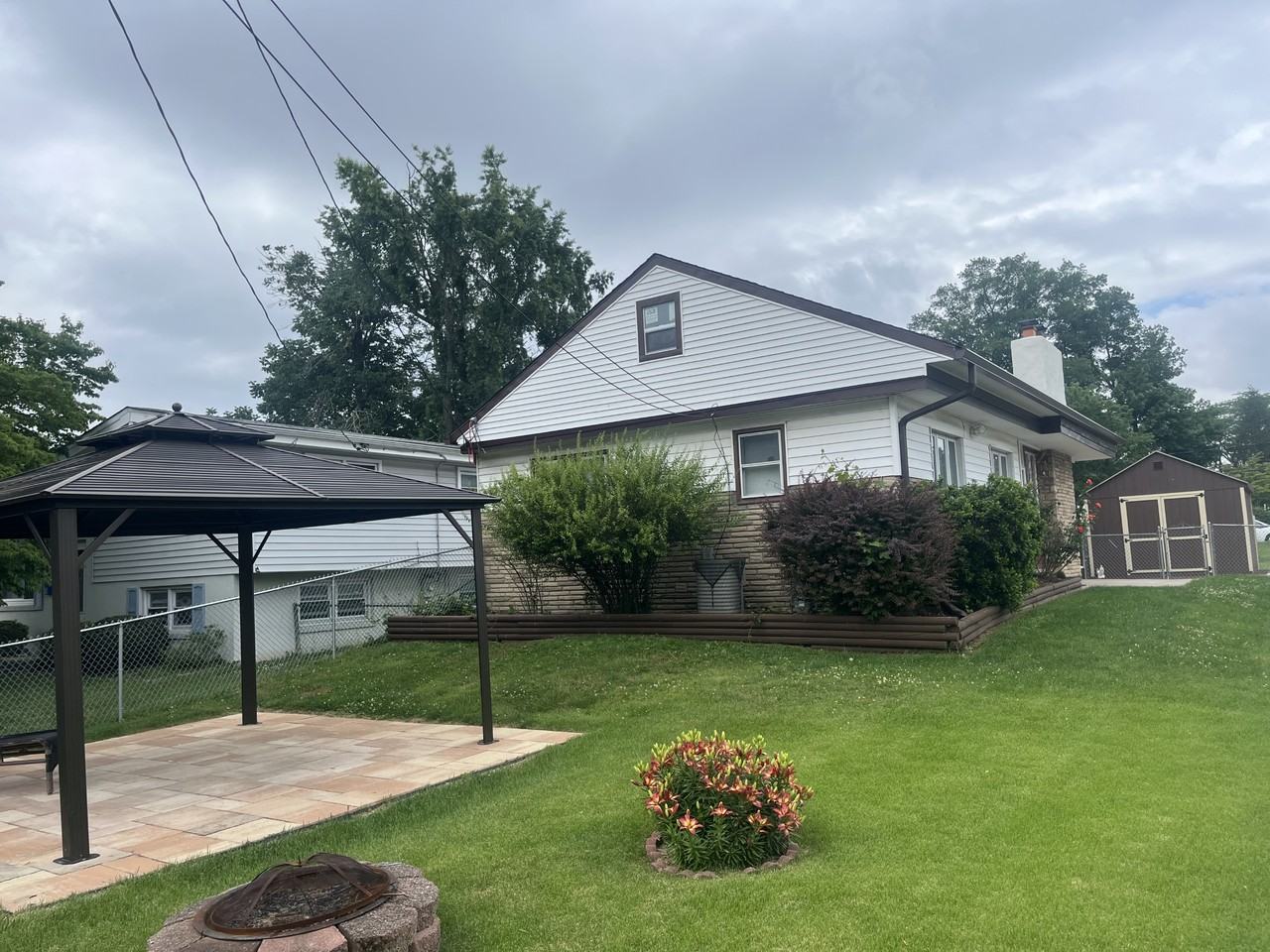 2810 Green Street - Photo 4 of 18