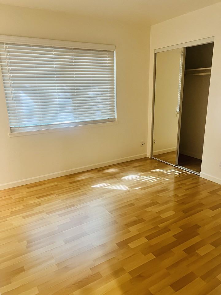 1417 Bellevue Avenue - Photo 2 of 7