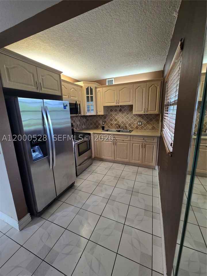 13500 Sw 1st St #204U - Photo 5 of 11