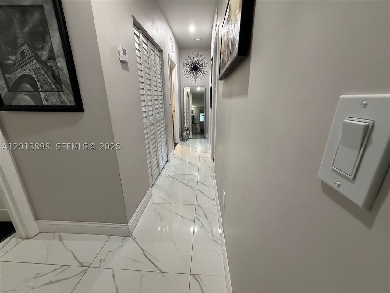 2241 N 62nd Ave - Photo 5 of 14