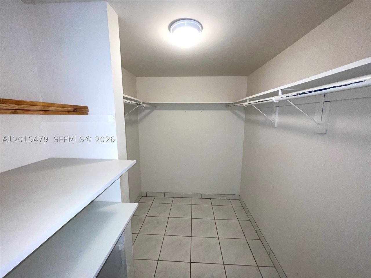 10385 N Kendall Dr #P1 - Photo 6 of 9