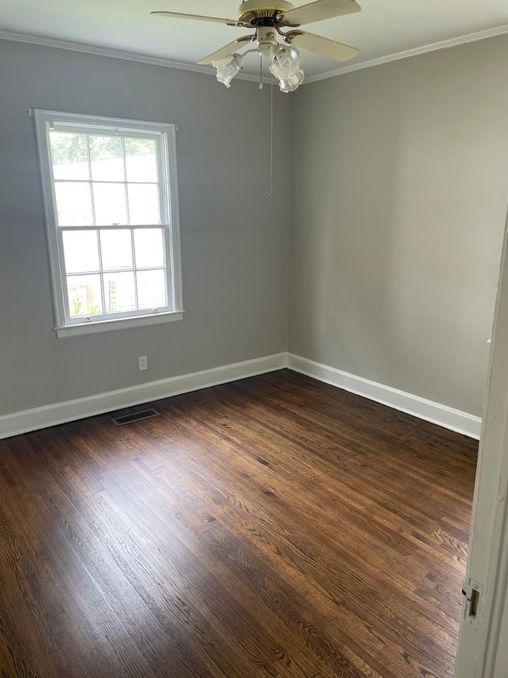 829 Everett Pl #1 - Photo 5 of 14