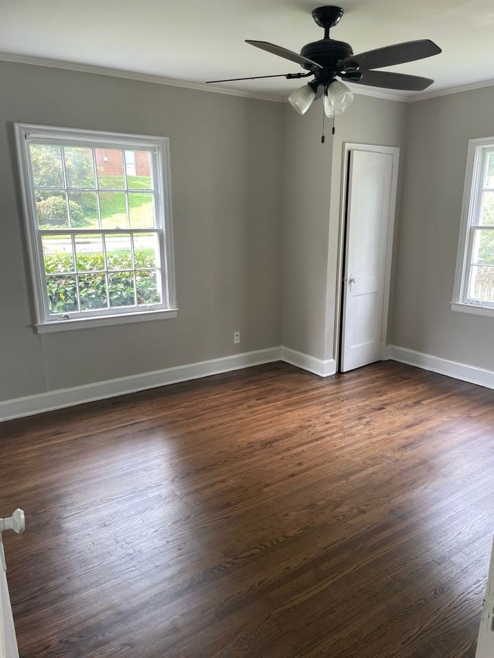 829 Everett Pl #1 - Photo 7 of 14