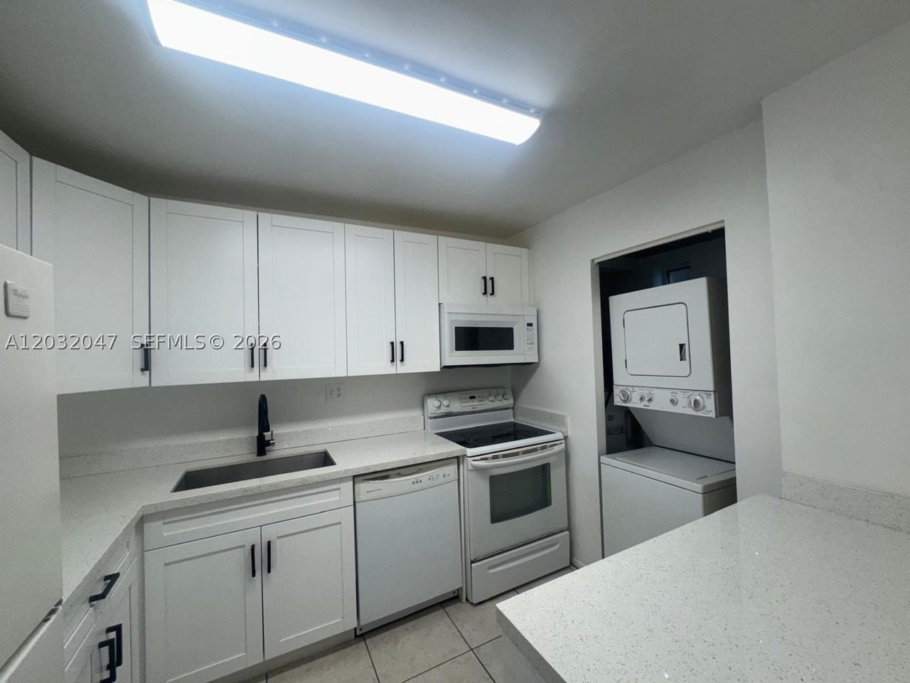 8000 Colony Cir S #305