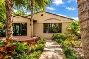 4230 Royal Palm Ave - Photo 1 of 1