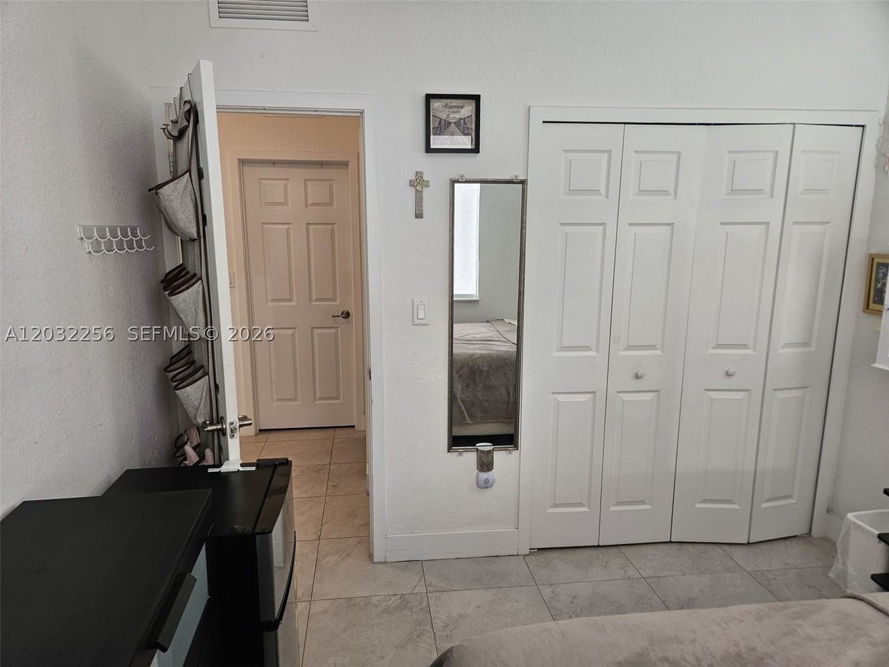 701 Nw 127th Pl - Photo 7 of 15