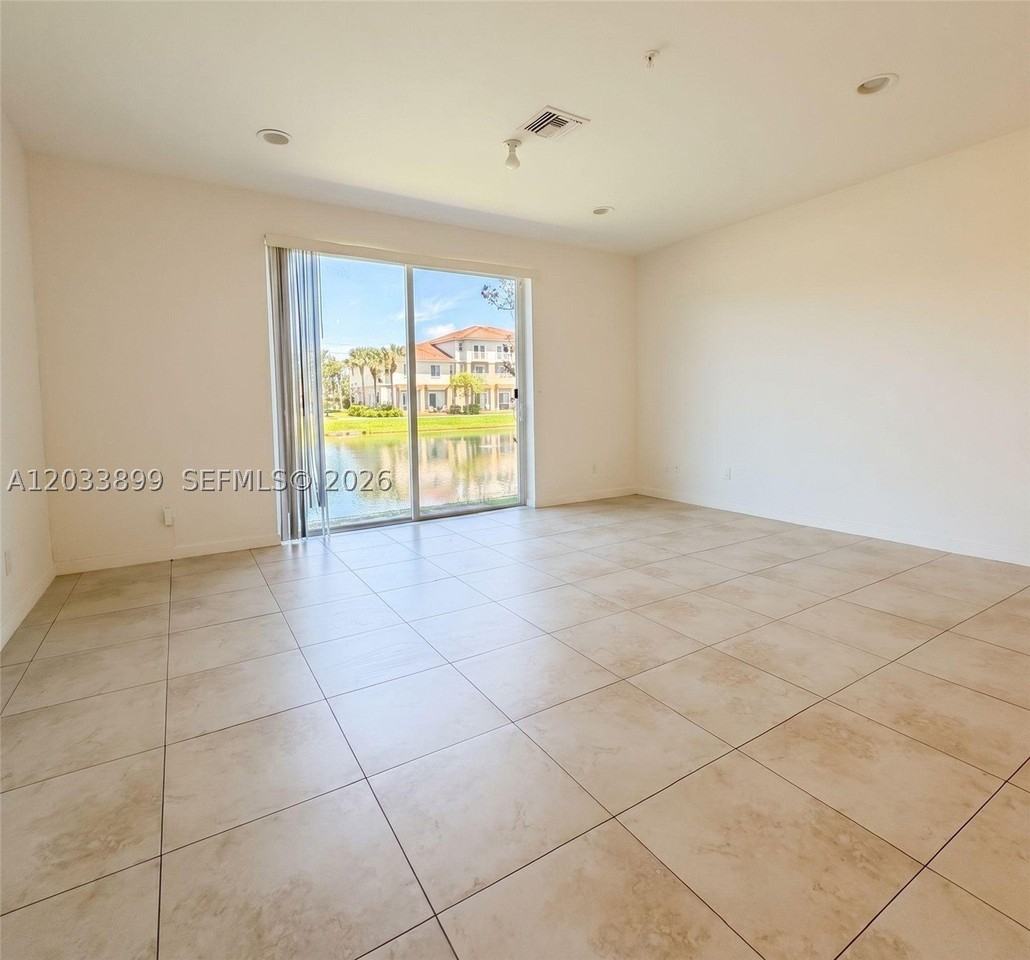 2765 Sw 81st Ter #2773 - Photo 6 of 19