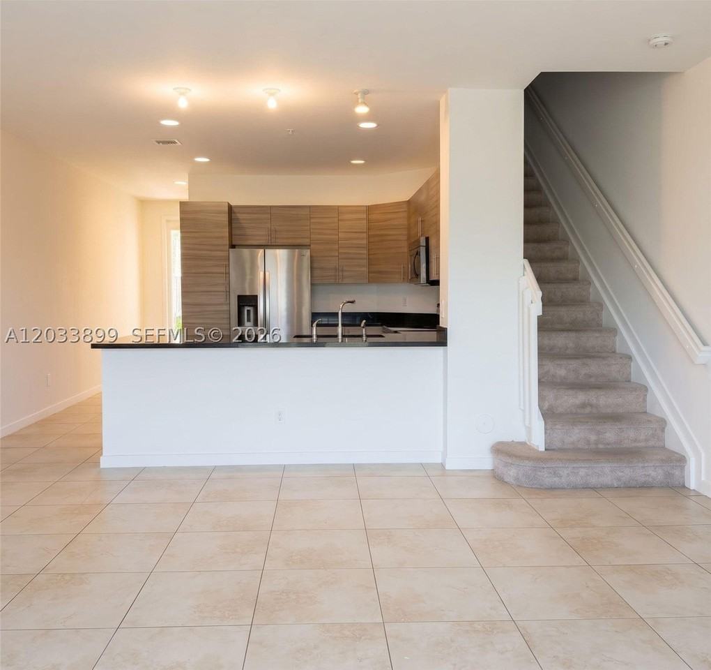 2765 Sw 81st Ter #2773 - Photo 7 of 19