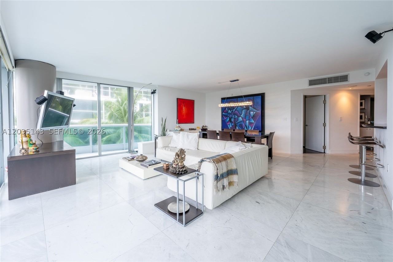 9401 Collins Ave #403 - Photo 4 of 44