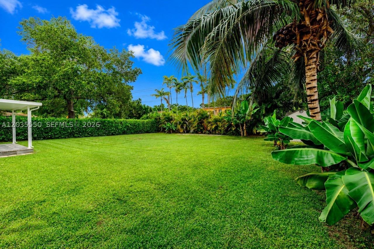 6255 Sw 62nd Ct - Photo 4 of 33