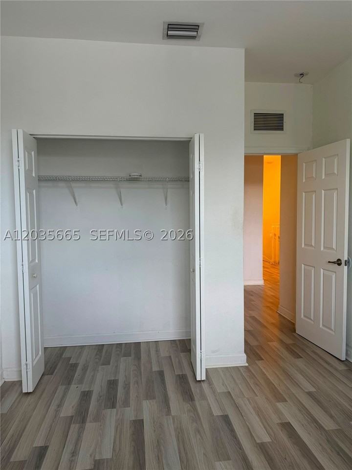 3467 W 89th Ter #0 - Photo 5 of 35