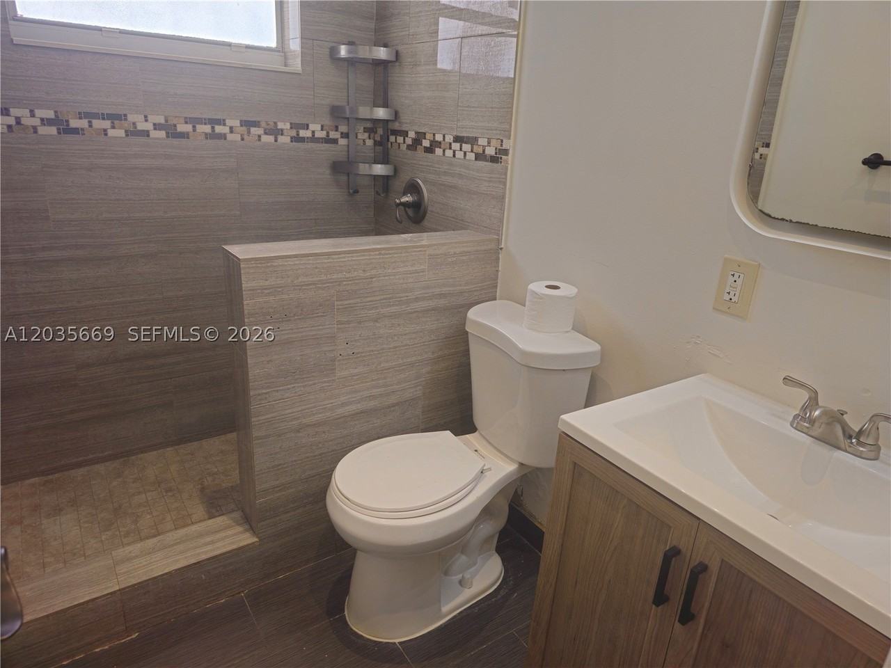 2523 Nw 13th Ave #2521 - Photo 4 of 4