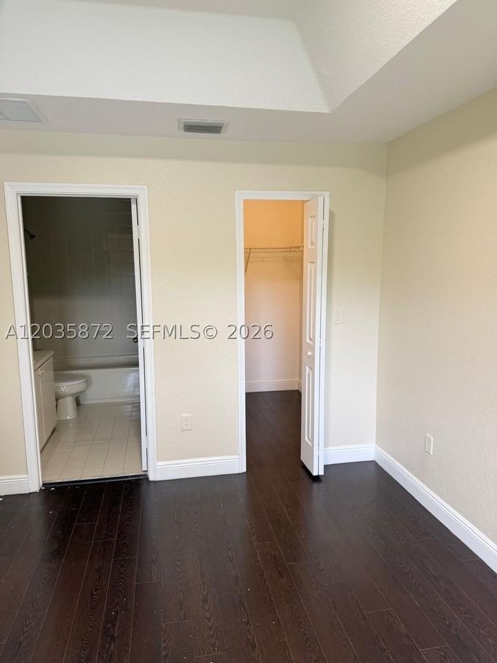 1414 Se 24th Ct #369 - Photo 7 of 13