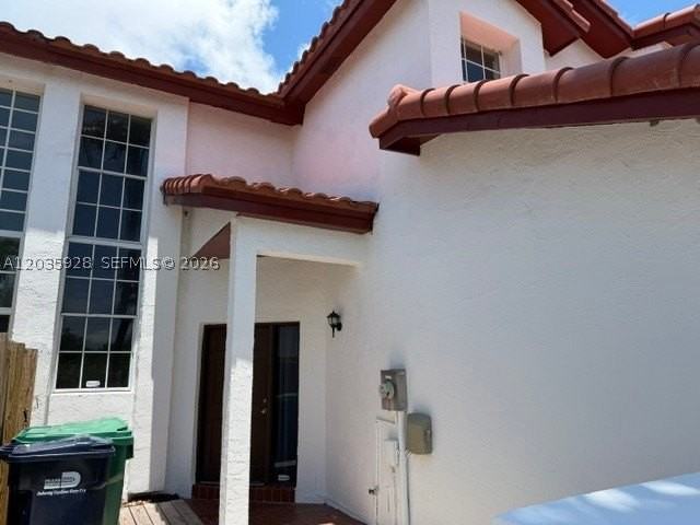 20910 Sw 81st Pl - Photo 2 of 11