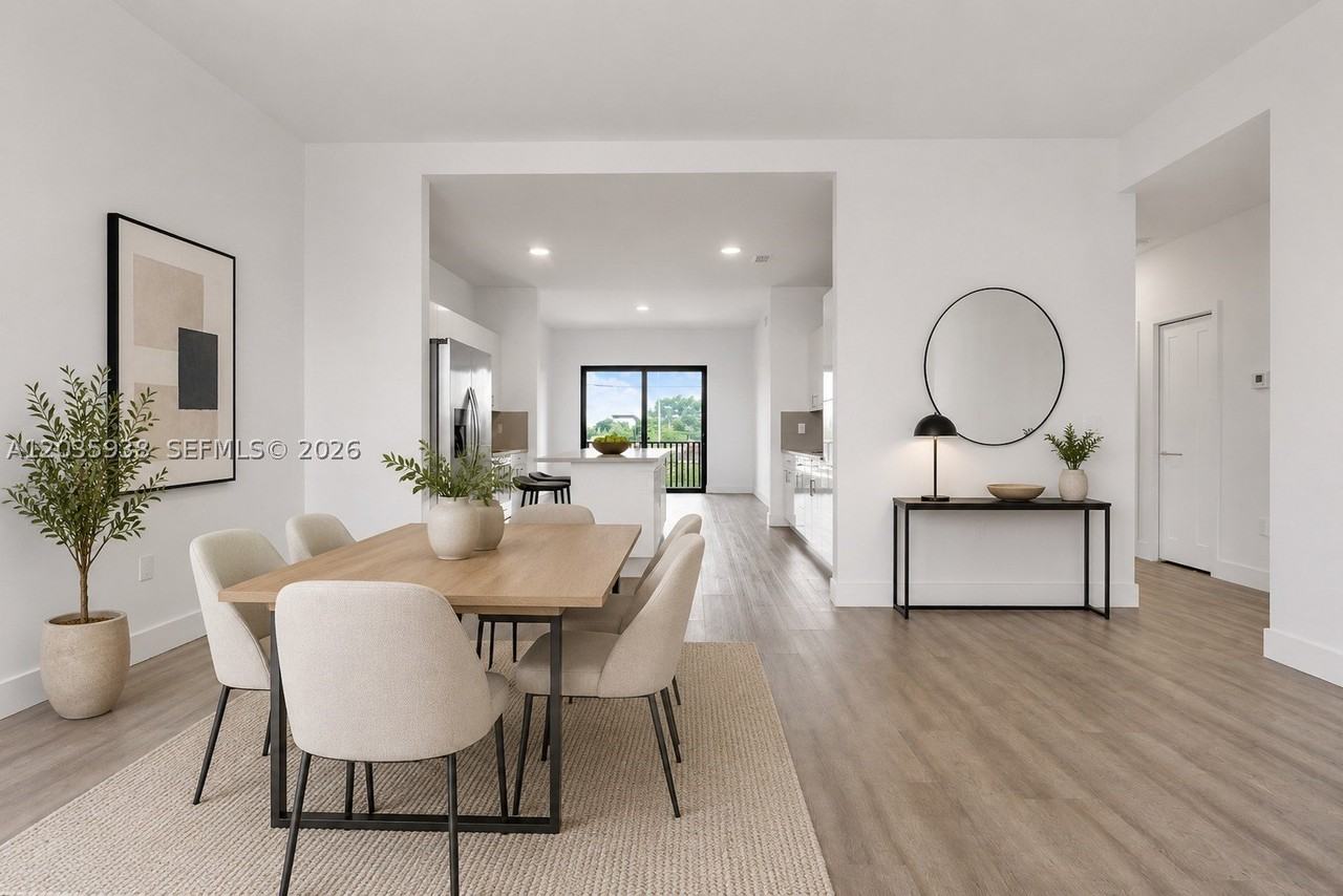 440 E 16th St #436 - Photo 4 of 42
