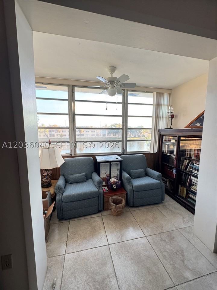 2940 Ne 203rd St #C213 - Photo 4 of 12