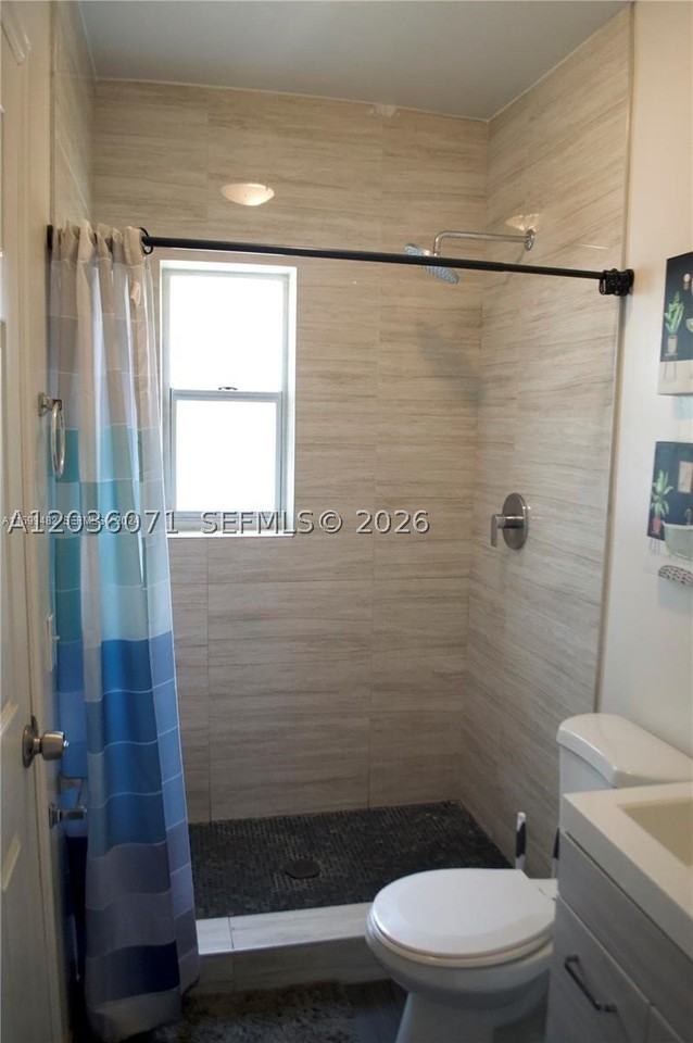 5530 N Miami Ave #2 - Photo 3 of 8