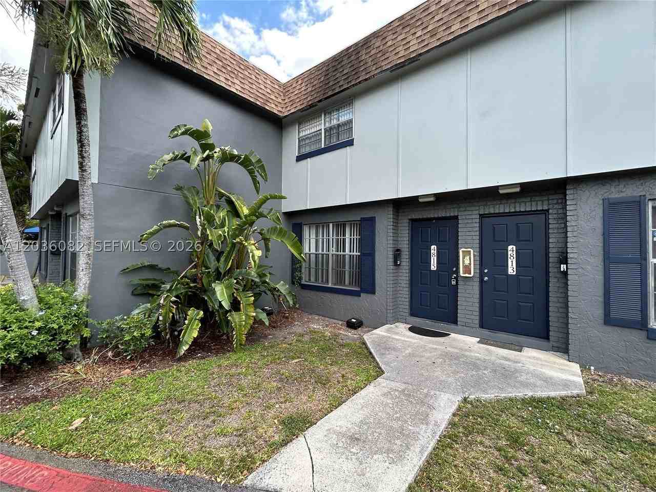 4815 Nw 9th Dr #4815
