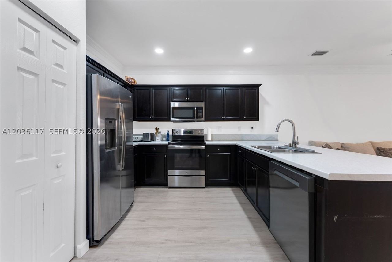 11467 Sw 248th Ln #11467 - Photo 7 of 35
