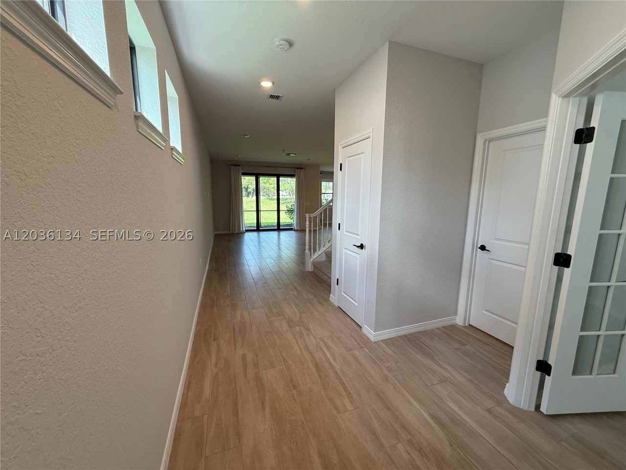 8112 Nw 78th St #8112 - Photo 5 of 30
