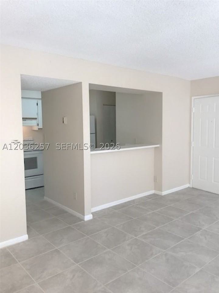 630 S Park Rd #25-3 - Photo 4 of 13