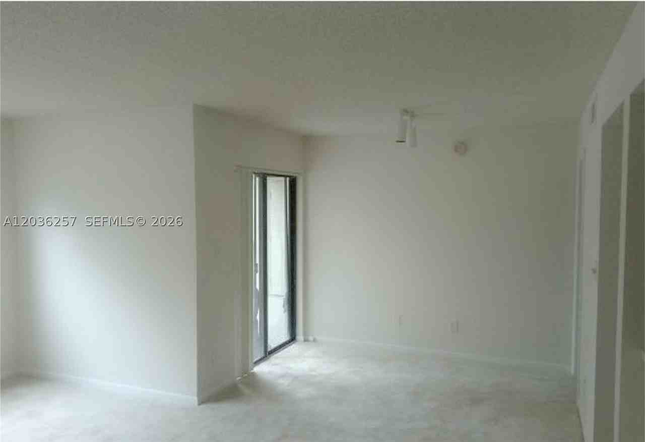630 S Park Rd #25-3 - Photo 7 of 13