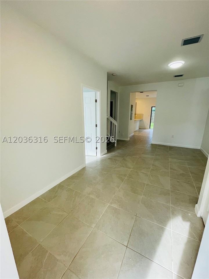 28679 Sw 132nd Ct - Photo 2 of 13