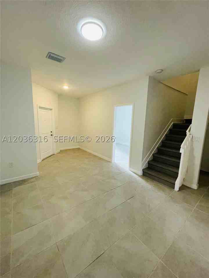 28679 Sw 132nd Ct - Photo 3 of 13
