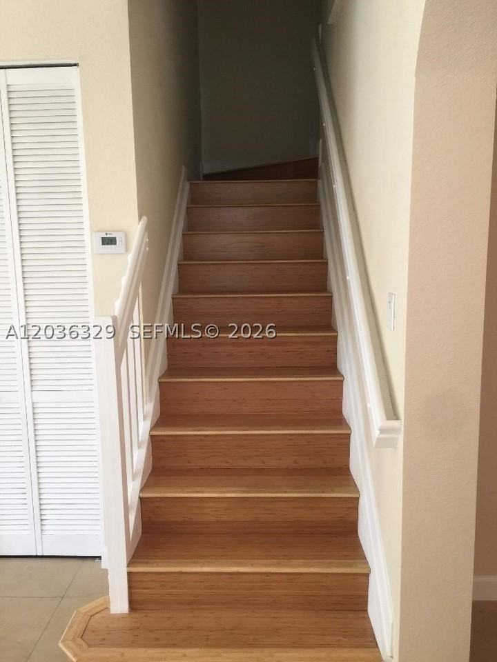 9350 Sw 170th Psge #9350 - Photo 4 of 11