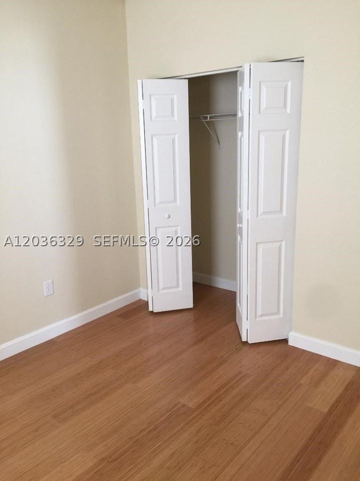 9350 Sw 170th Psge #9350 - Photo 6 of 11